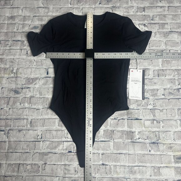 NWT Lululemon Stretch Cotton Rib Crewneck SS Bodysuit Thong Size XS (BLK) - Picture 15 of 15